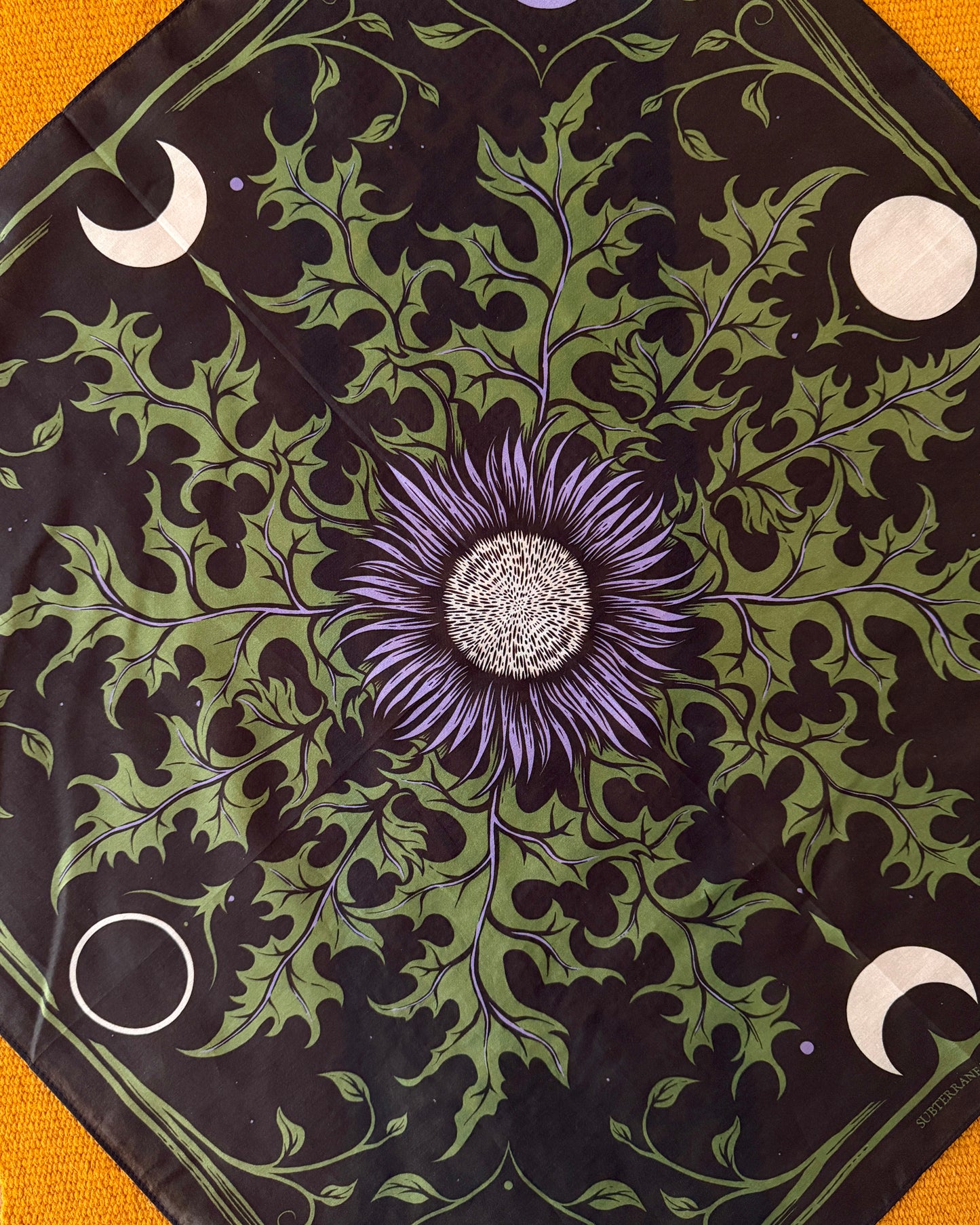 Eguzkilore bandana
