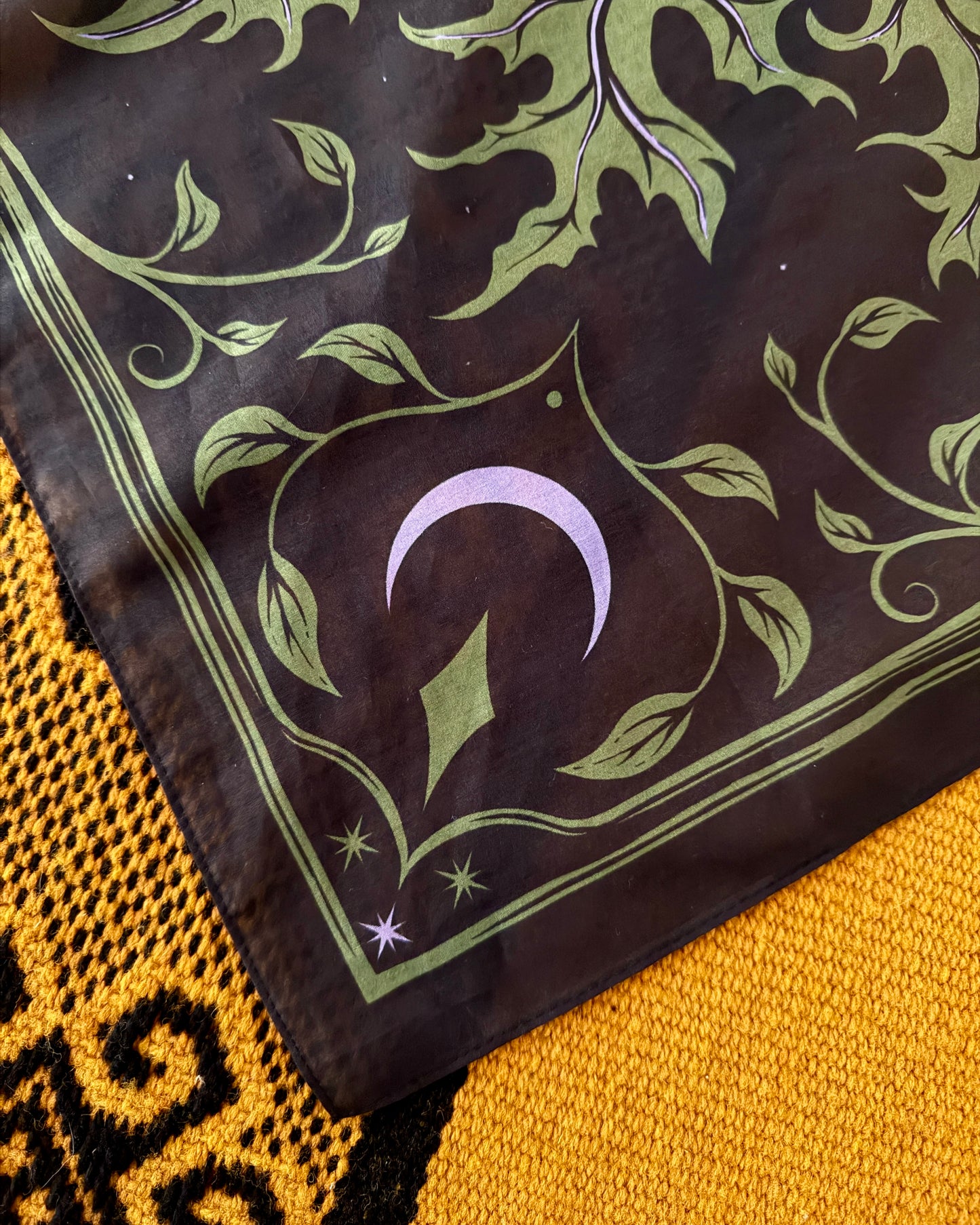 Eguzkilore bandana